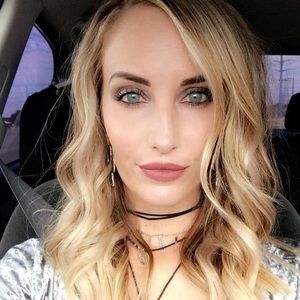 Meet your Posher, Kallie